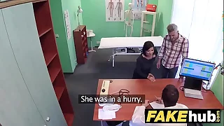 Feign Hospital Czech water down cums over horny pettifoggery wifes tight pussy